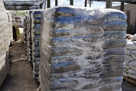 Black Mulch Pallets