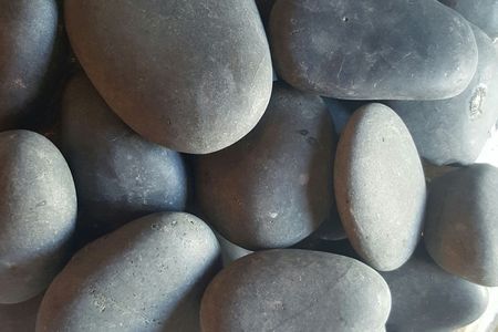 Natural black beach pebble
