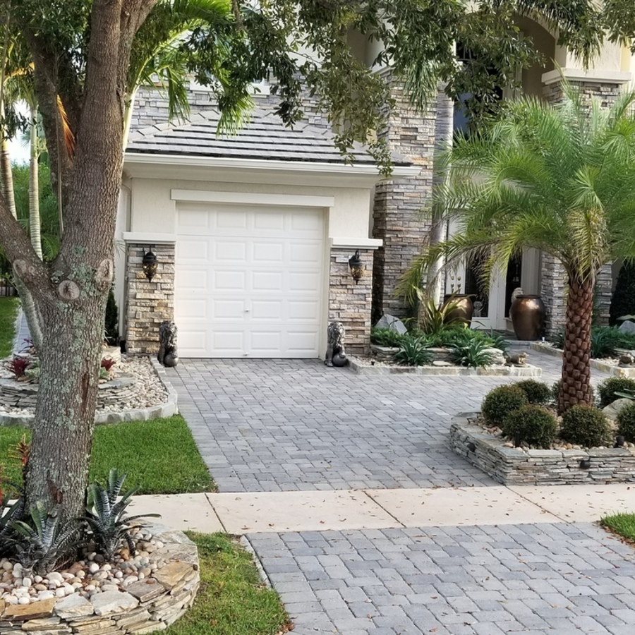 How To Use Decorative Rocks For Landscaping