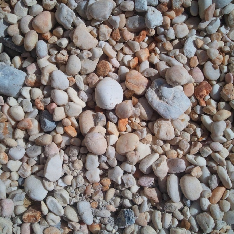 Tips For Laying Decorative Rock